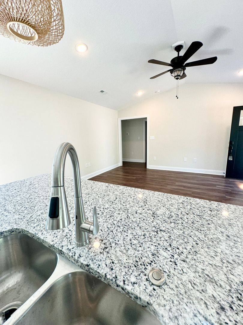 House for rent at 2014 Phoenix Dr #98, Conway, SC 29526