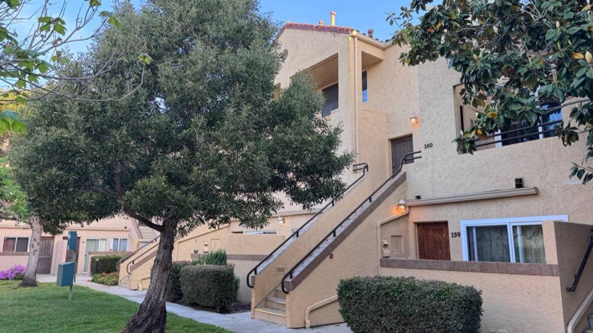 Apartment for rent at 3939 Nobel Dr, San Diego, CA 92121