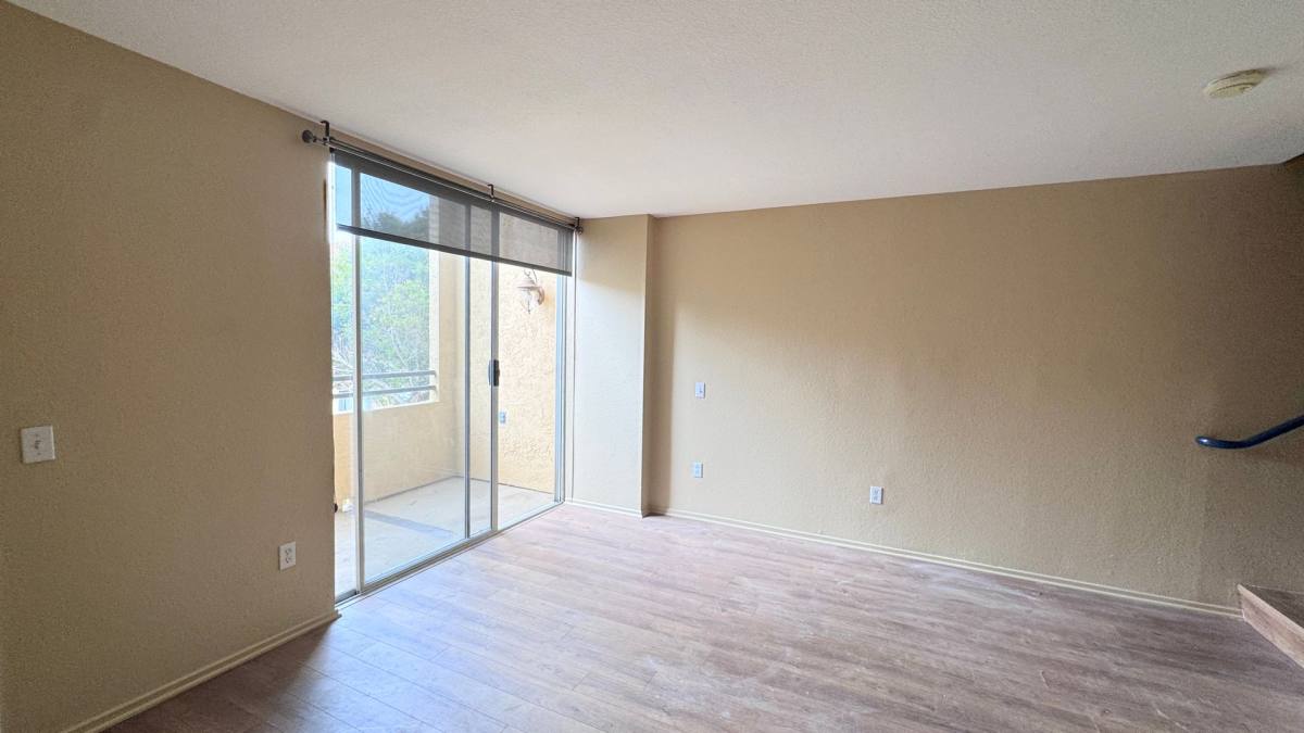 Apartment for rent at 3939 Nobel Dr, San Diego, CA 92121