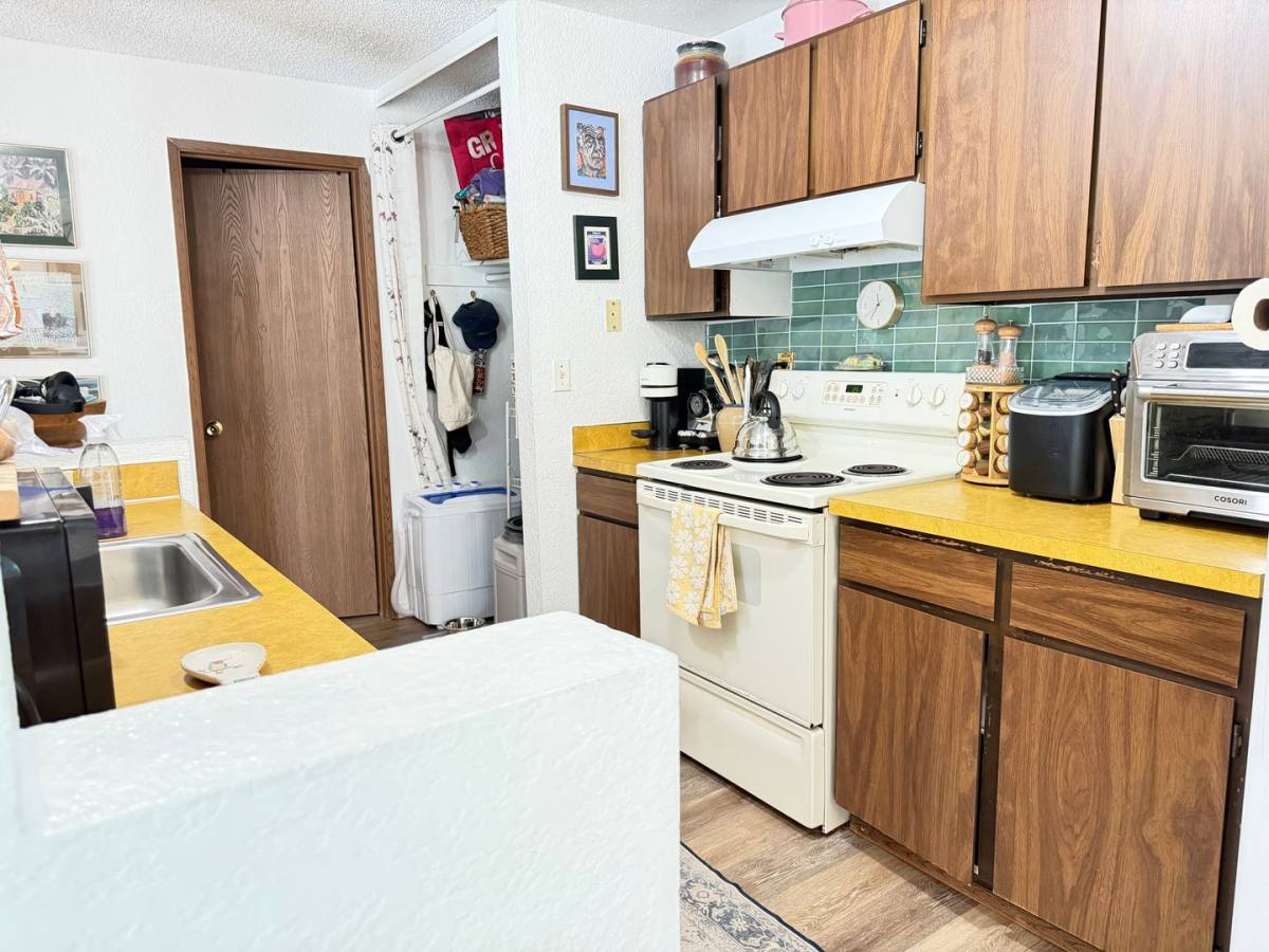Apartment for rent at 1225 N 178th St, Seattle, WA 98133