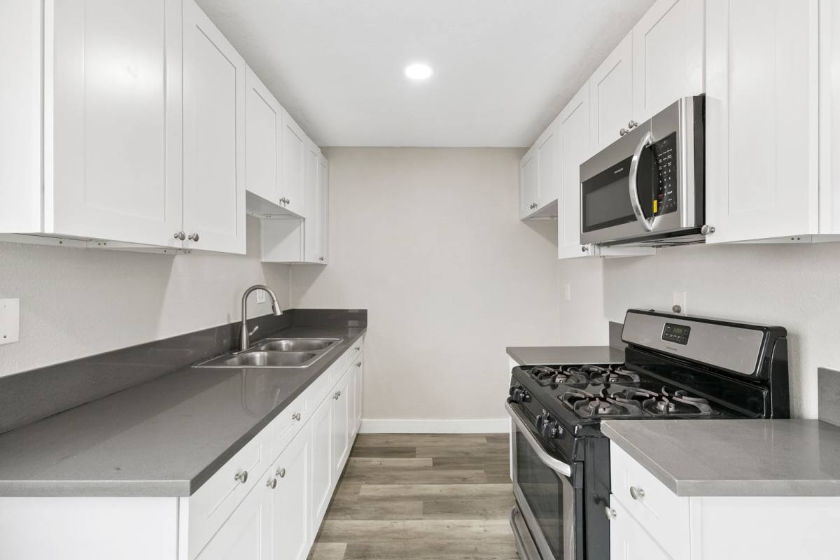 Apartment for rent at 1315 W 19th St, Long Beach, CA 90810