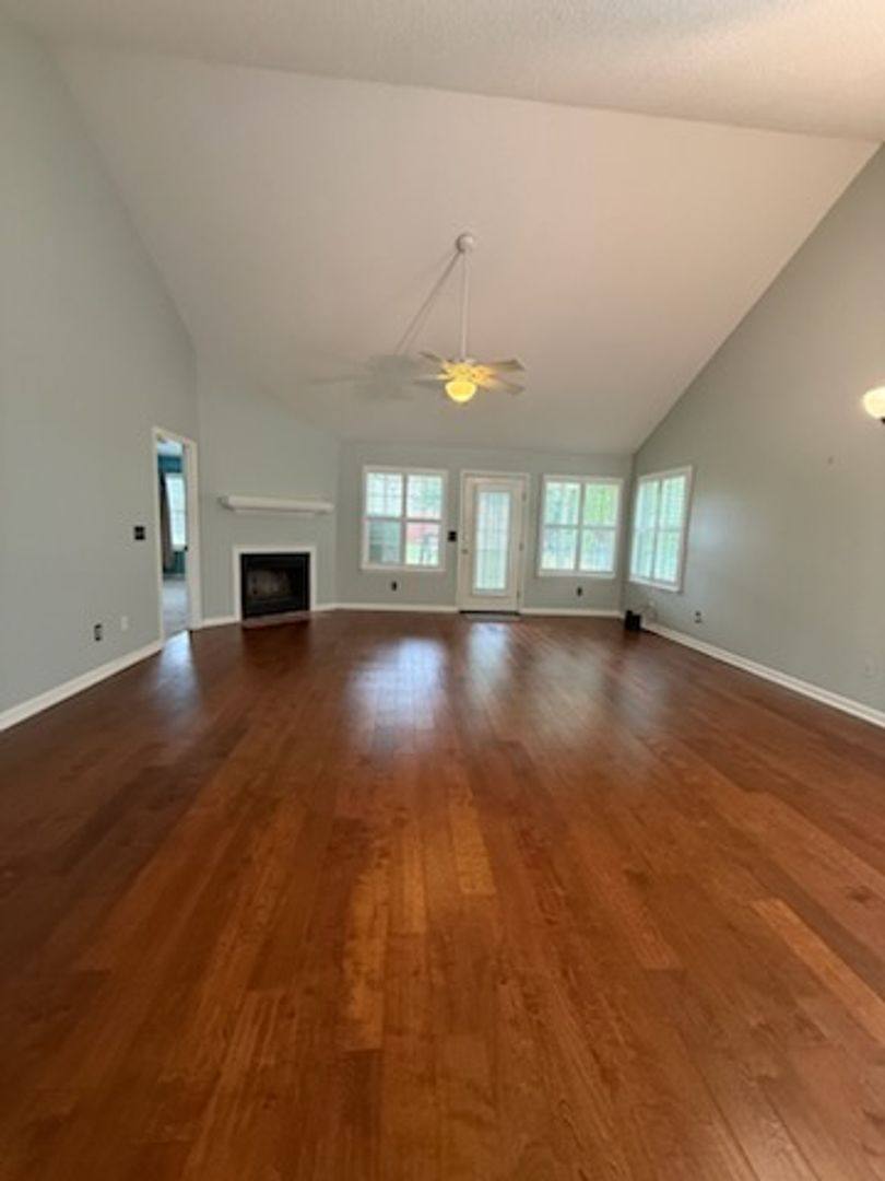 House for rent at 1325 Parkwood Dr, Florence, SC 29505