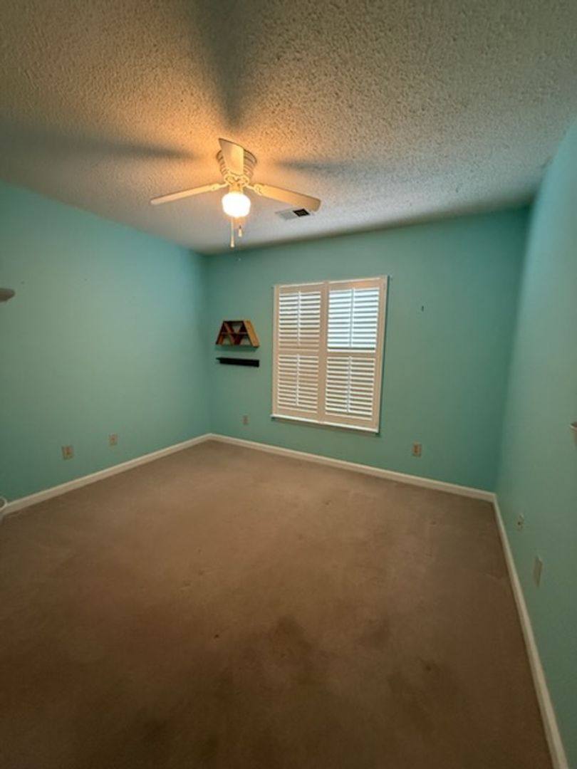House for rent at 1325 Parkwood Dr, Florence, SC 29505