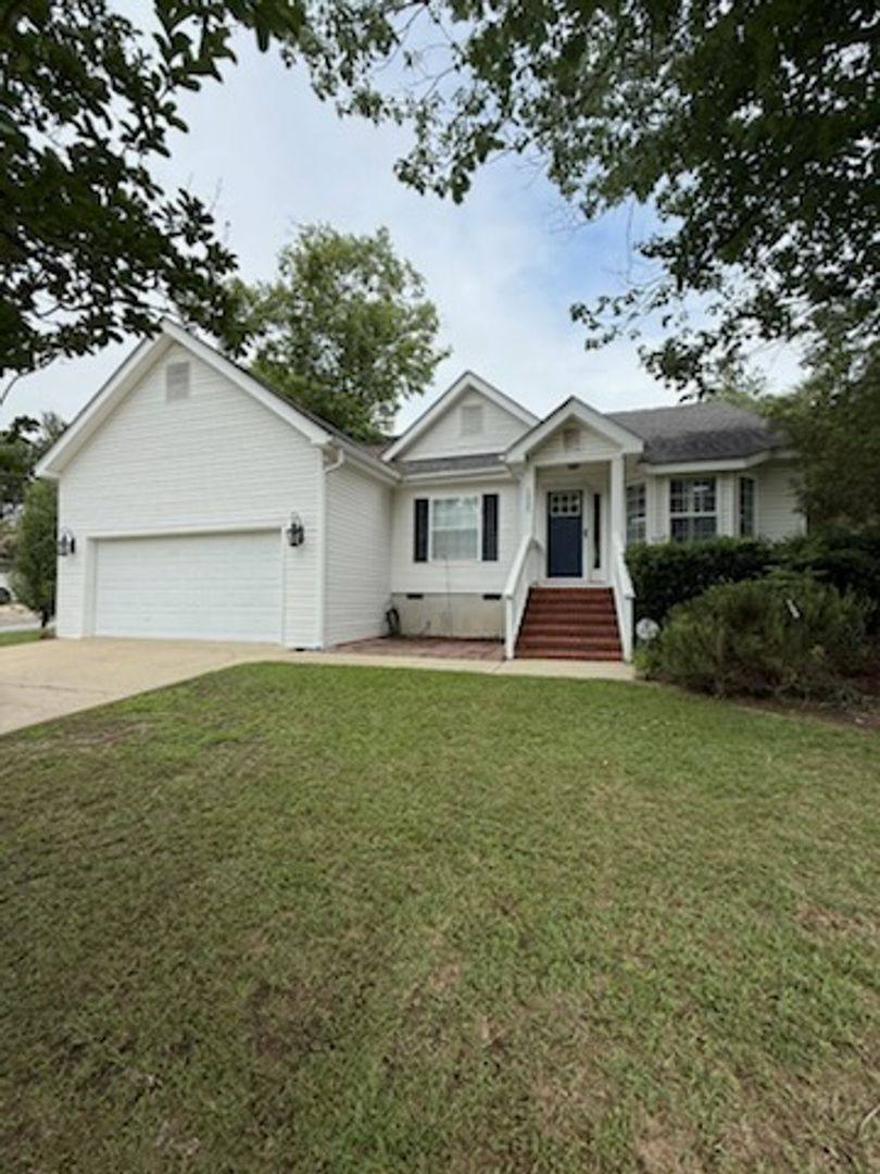 House for rent at 1325 Parkwood Dr, Florence, SC 29505