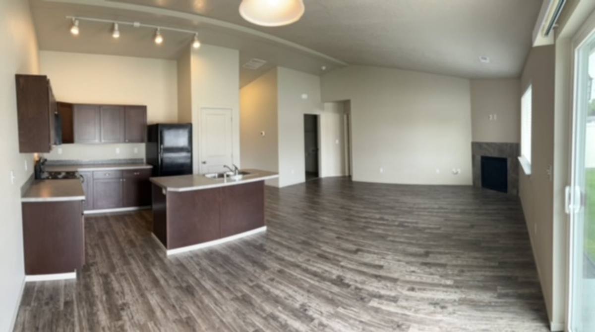 Apartment for rent at 17910 - 17912 E Shannon Ave, Greenacres, WA 99016