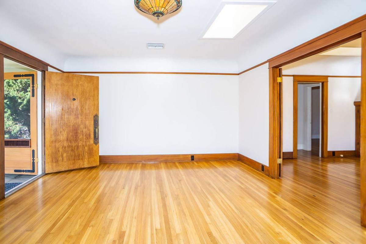 Townhouse for rent at 3635 Pershing Ave, San Diego, CA 92104