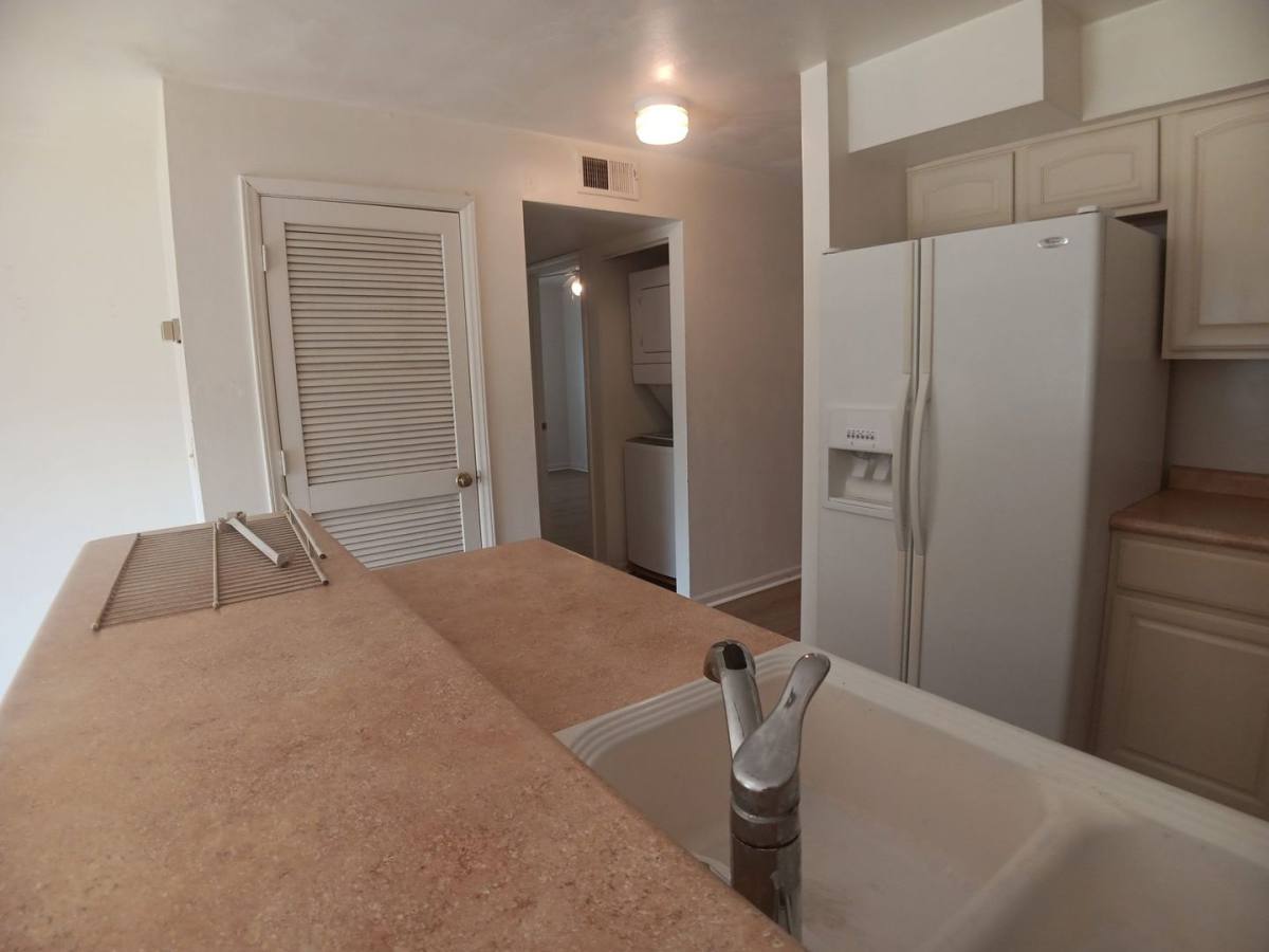 Apartment for rent at 1470 Seneca Dr, Blacksburg, VA 24060
