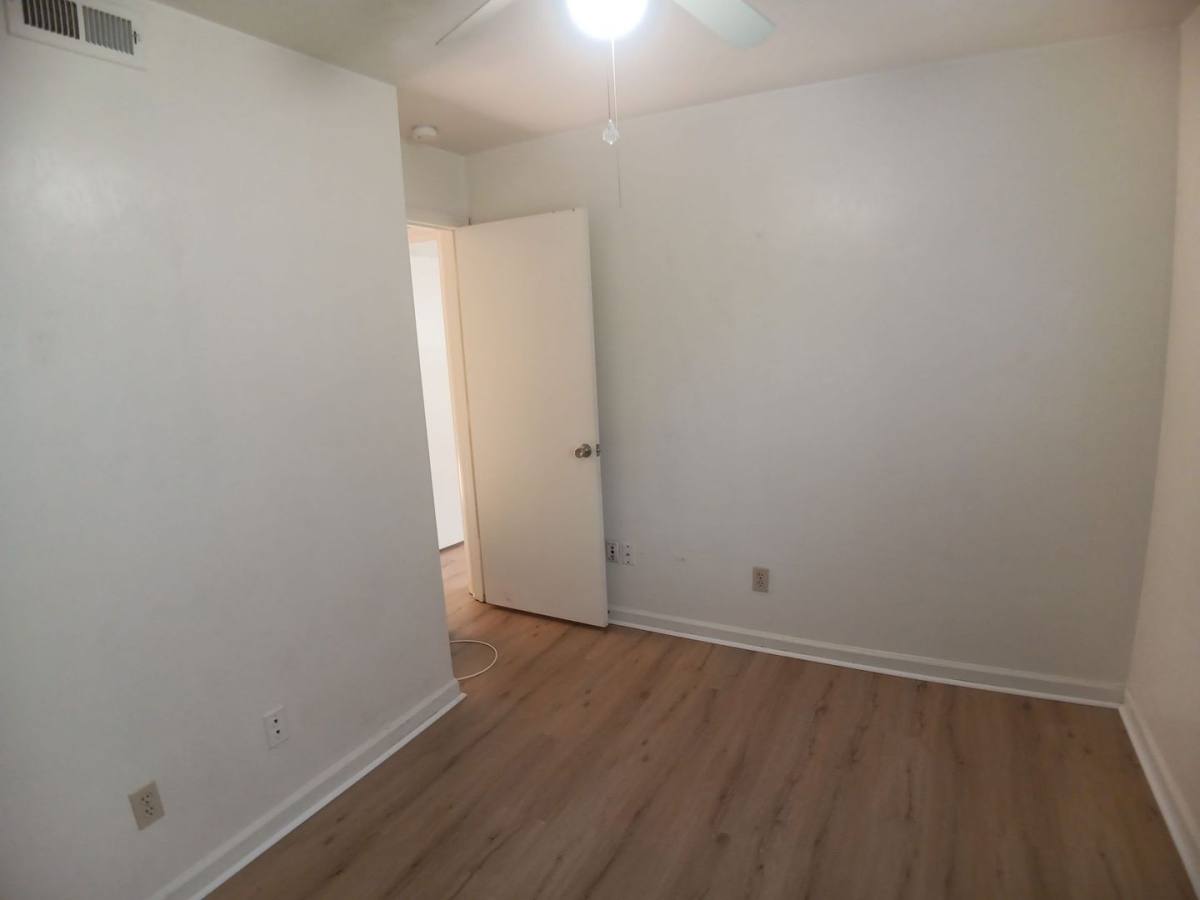 Apartment for rent at 1470 Seneca Dr, Blacksburg, VA 24060