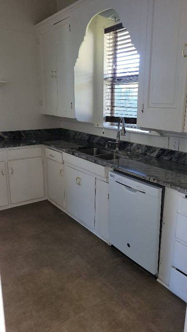 House for rent at 765 Plumas St, Susanville, CA 96130