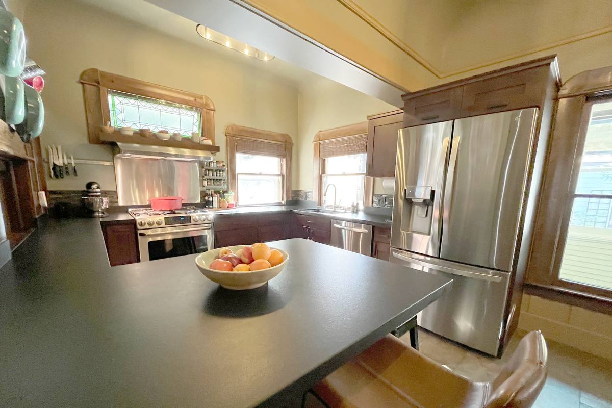 House for rent at 285 S 12th St, San Jose, CA 95112