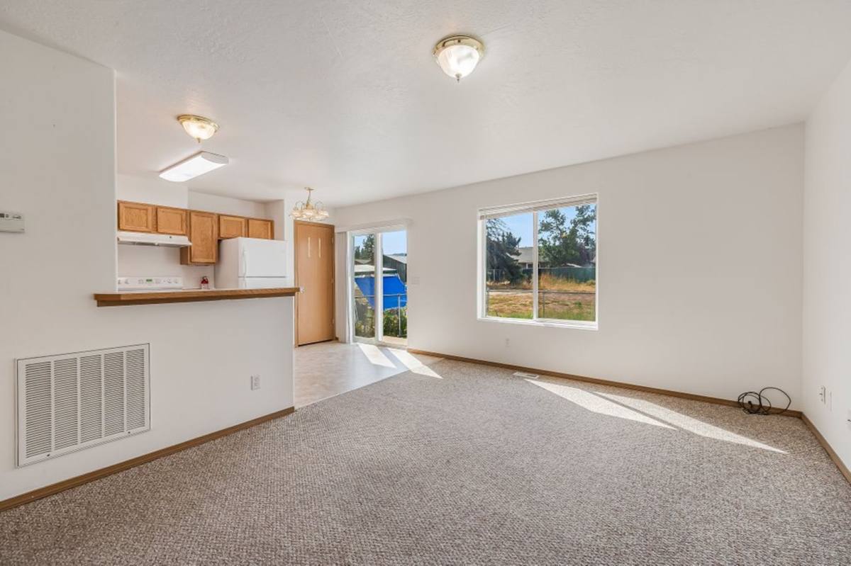 House for rent at 1620 E Coeur D'alene Ave, Post Falls, ID 83854
