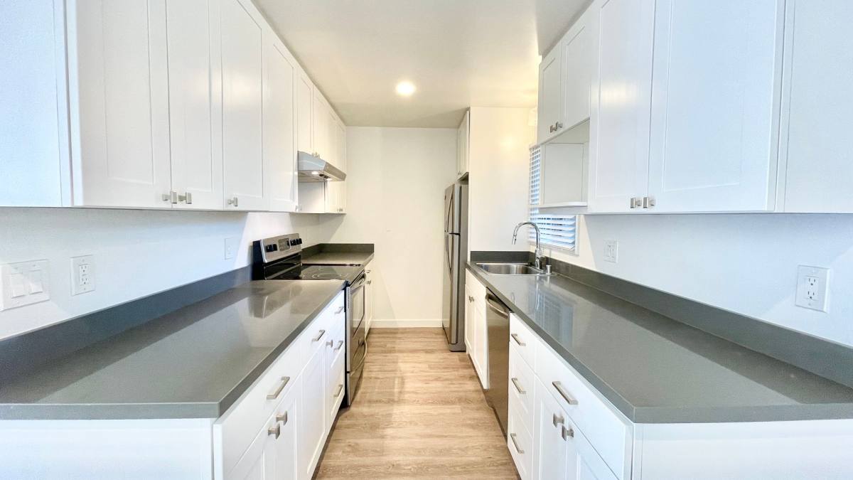 Apartment for rent at 914 Mountain View Ave, Mountain View, CA 94040