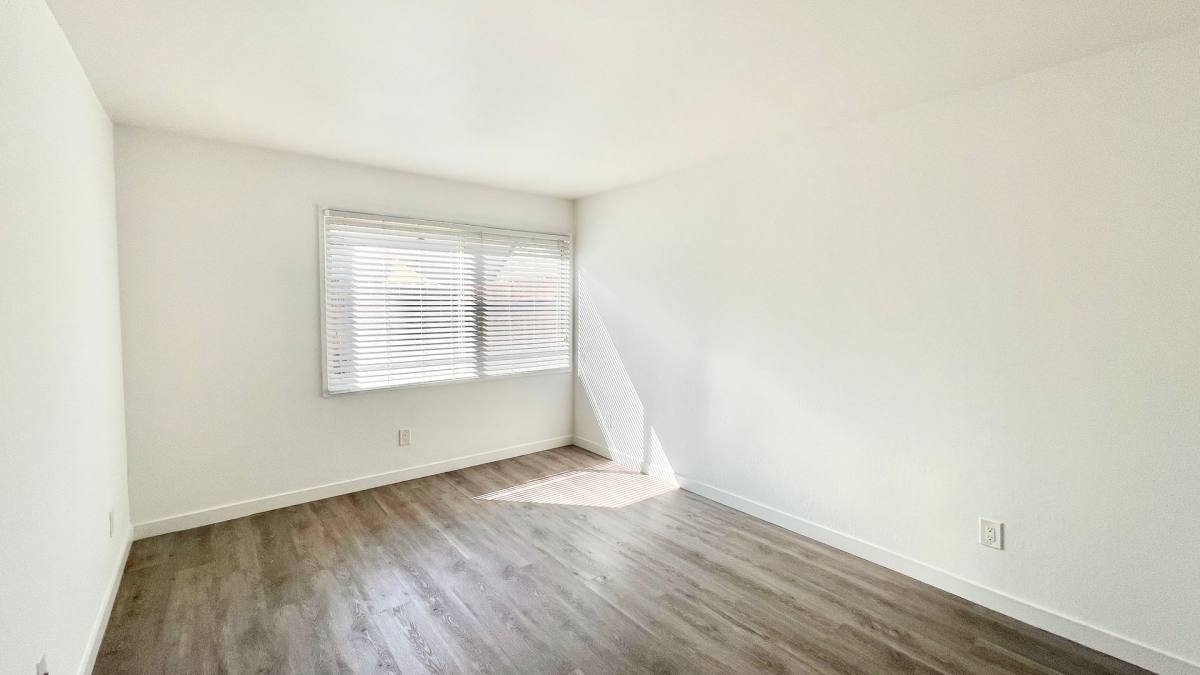 Apartment for rent at 914 Mountain View Ave, Mountain View, CA 94040
