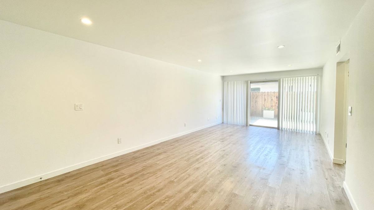Apartment for rent at 914 Mountain View Ave, Mountain View, CA 94040
