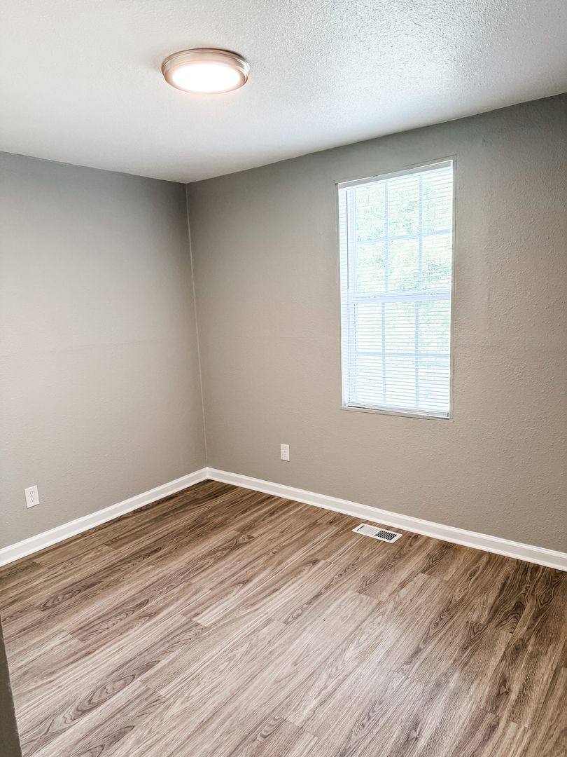 House for rent at 4033 Ivy Ave, Knoxville, TN 37914