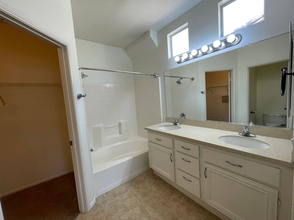 Condo for rent at 4479 Brisbane Way, Oceanside, CA 92058