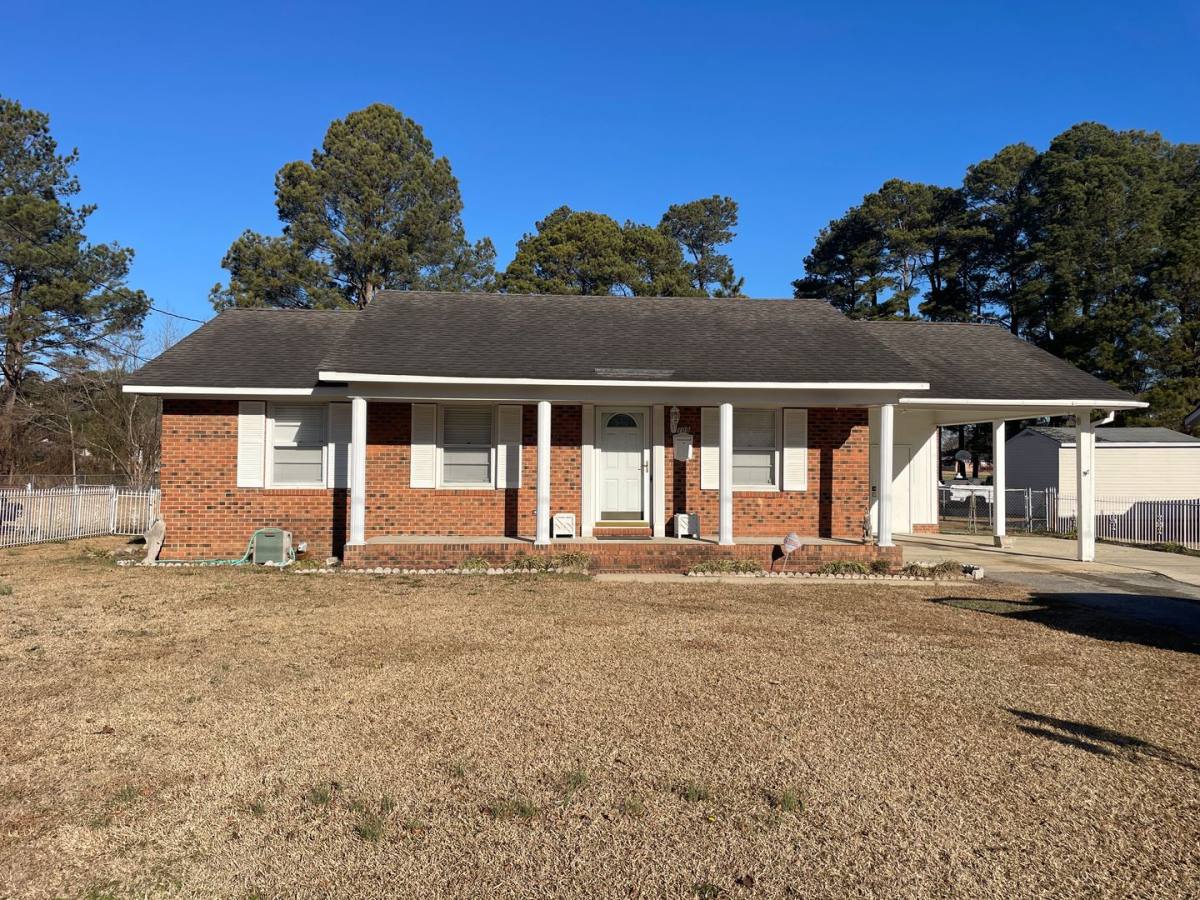 House for rent at 109 Jackson Rd, Dunn, NC 28334