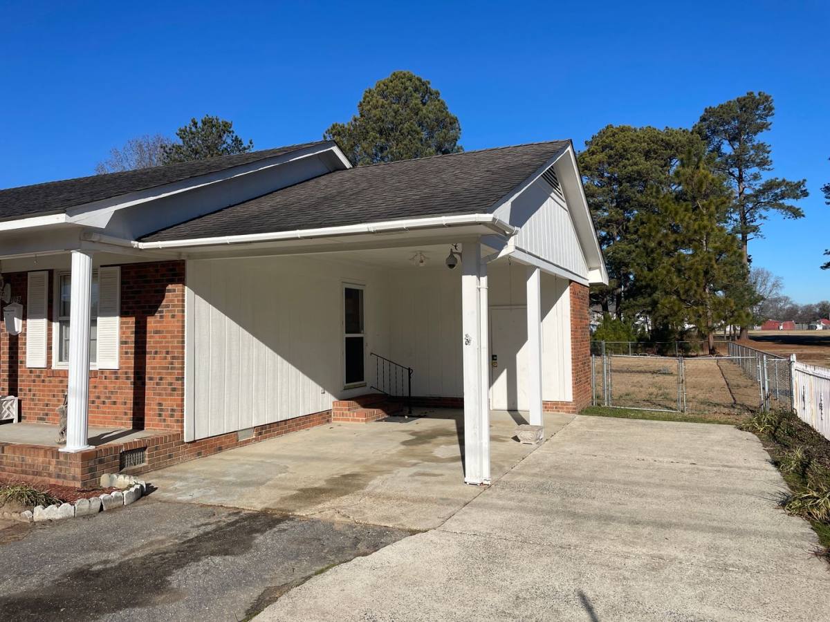 House for rent at 109 Jackson Rd, Dunn, NC 28334
