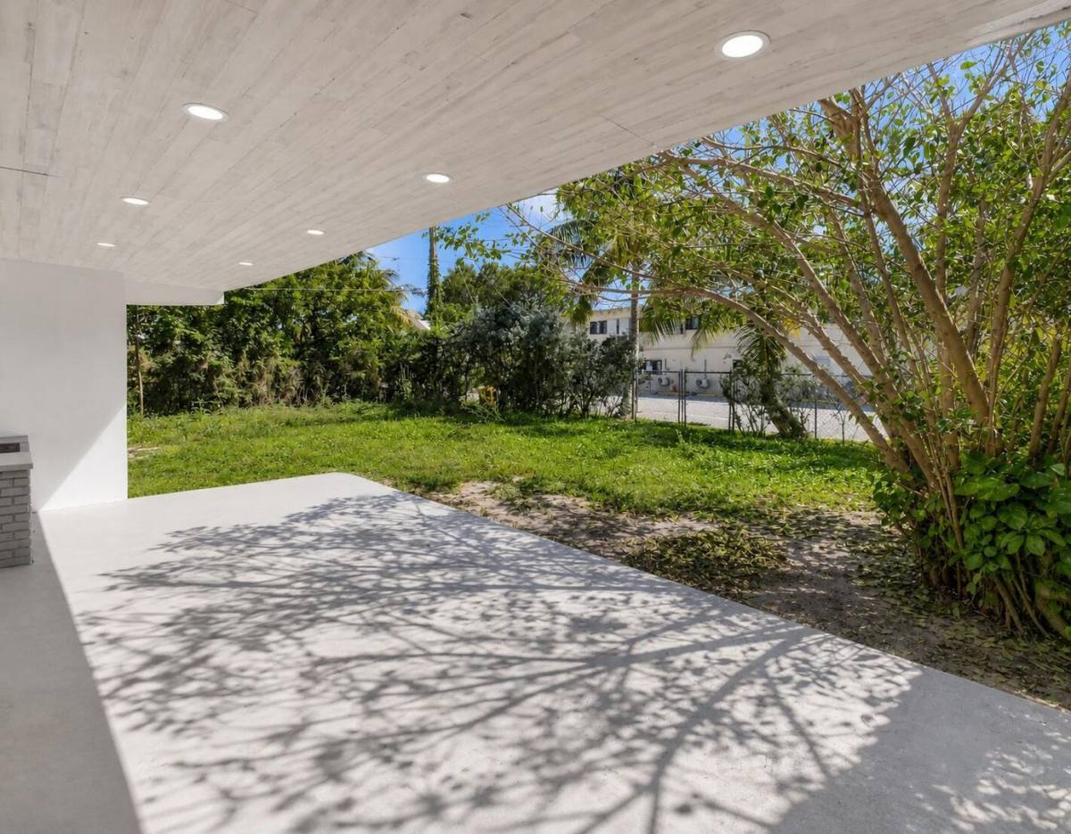 House for rent at 12845 NW 2nd Ave, Miami, FL 33168