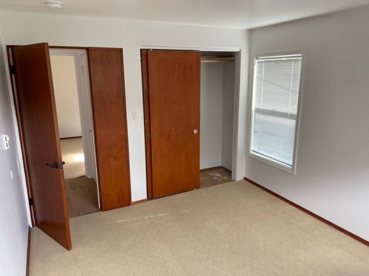 Apartment for rent at 310 N 72nd St, Seattle, WA 98103