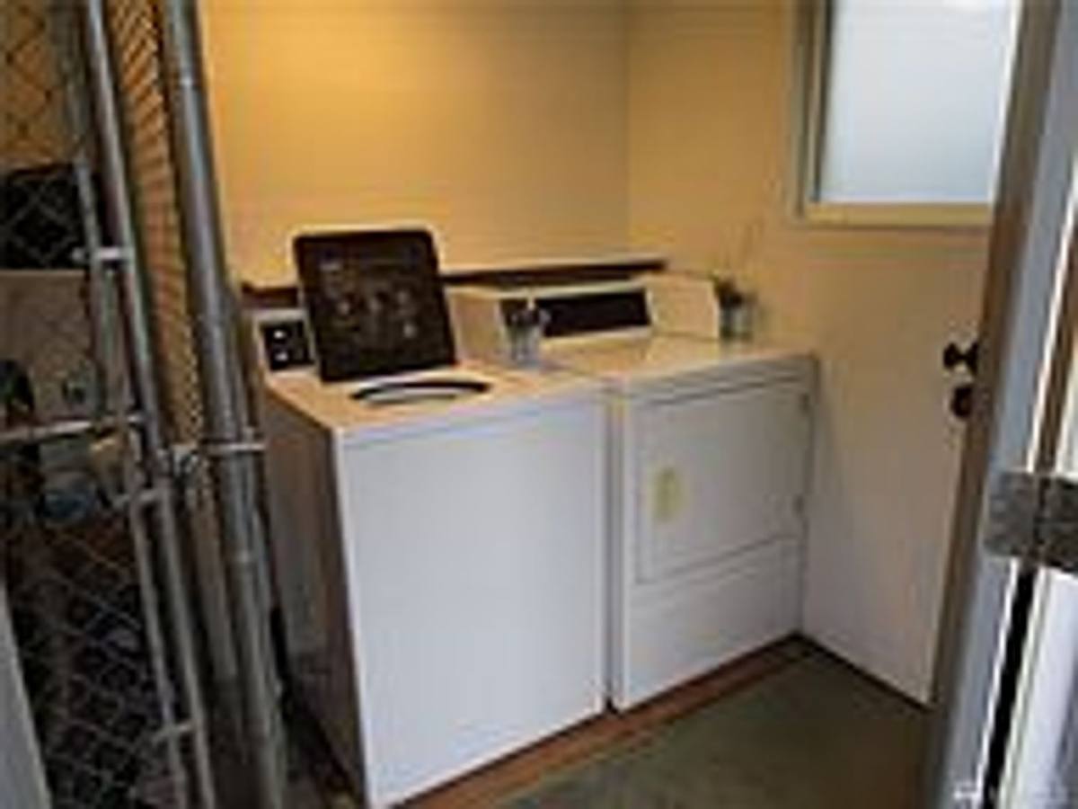 Apartment for rent at 310 N 72nd St, Seattle, WA 98103