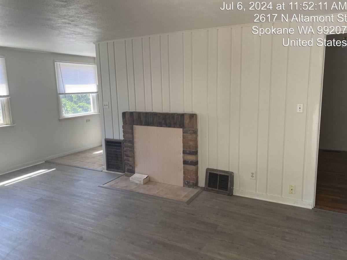 House for rent at 2617 N Altamont, Spokane, WA 99207