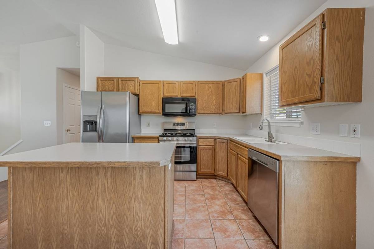 House for rent at 1179 W Cardinal Ave, Hayden, ID 83835