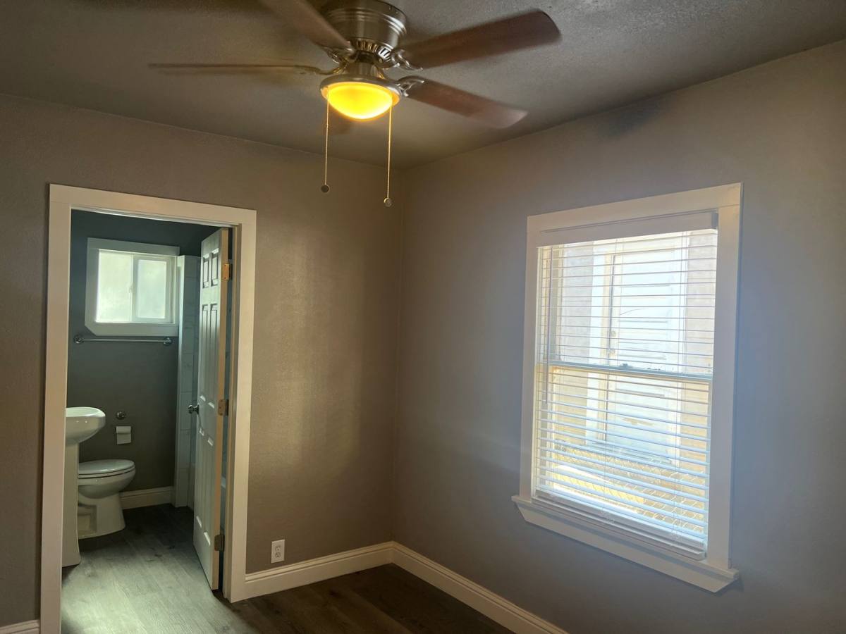 Apartment for rent at 1031 W St, Redding, CA 96001