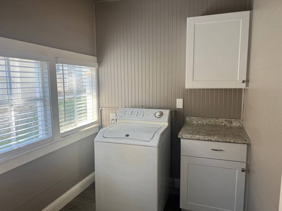 Apartment for rent at 1031 W St, Redding, CA 96001
