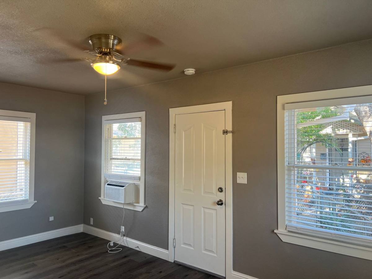 Apartment for rent at 1031 W St, Redding, CA 96001