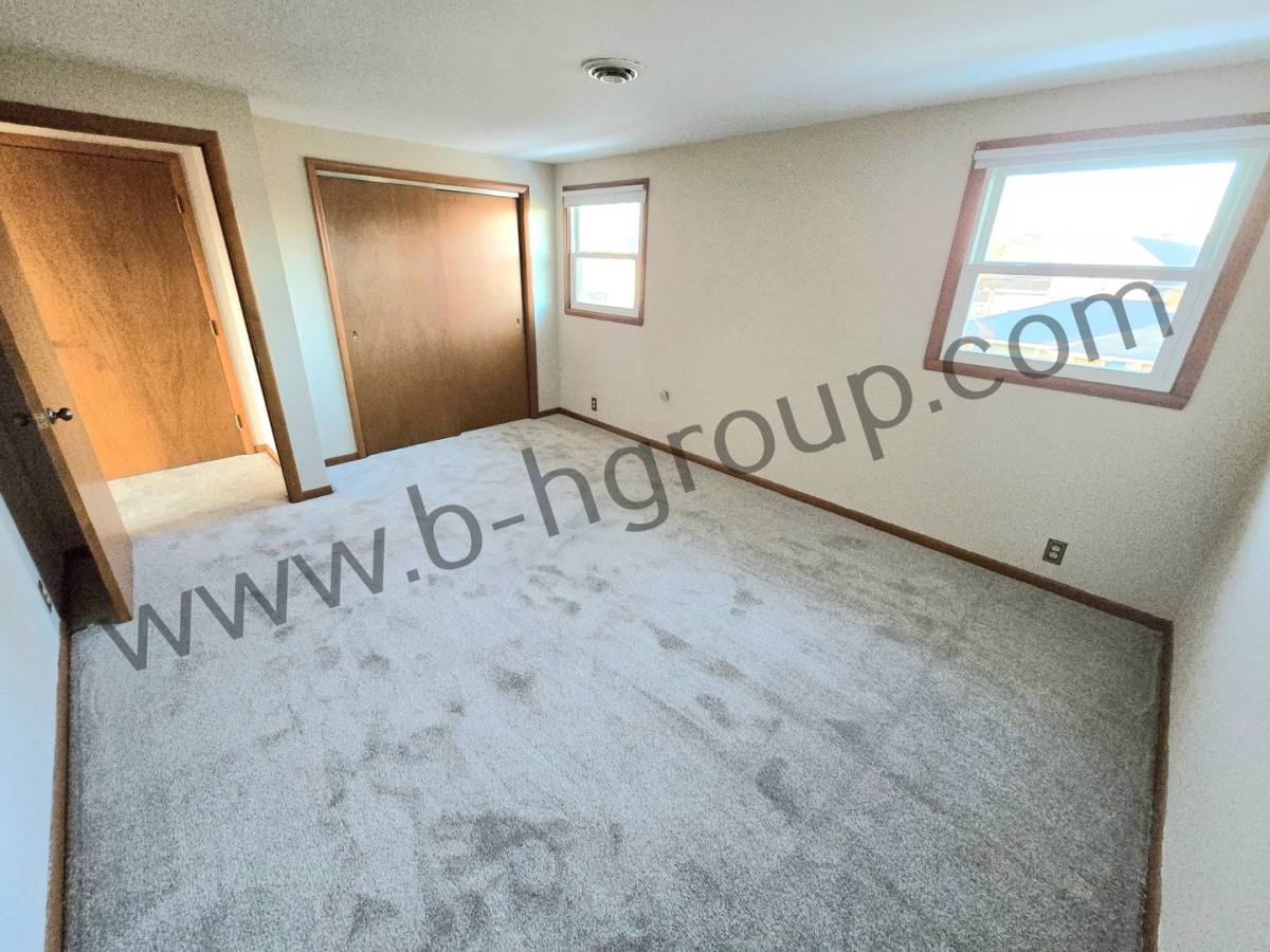 Apartment for rent at 5103 24th Ave, Kenosha, WI 53140