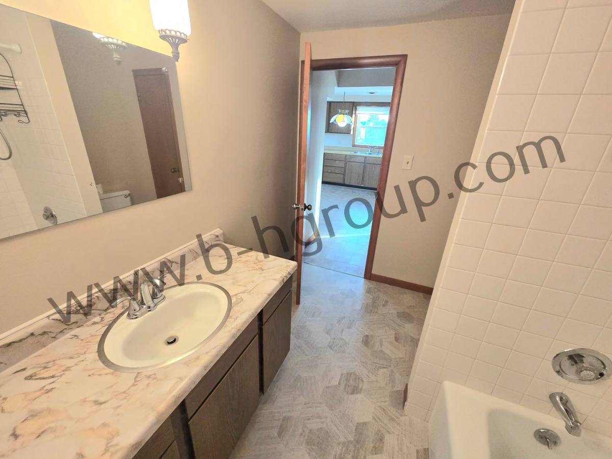 Apartment for rent at 5103 24th Ave, Kenosha, WI 53140