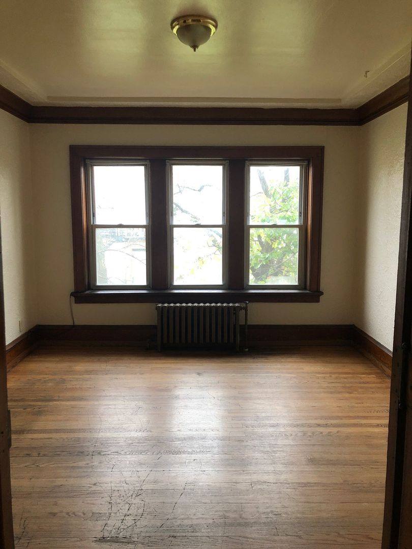 Apartment for rent at 816 W Greenfield Ave, Milwaukee, WI 53204