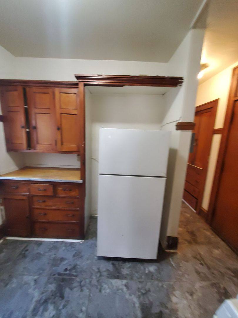 Apartment for rent at 816 W Greenfield Ave, Milwaukee, WI 53204