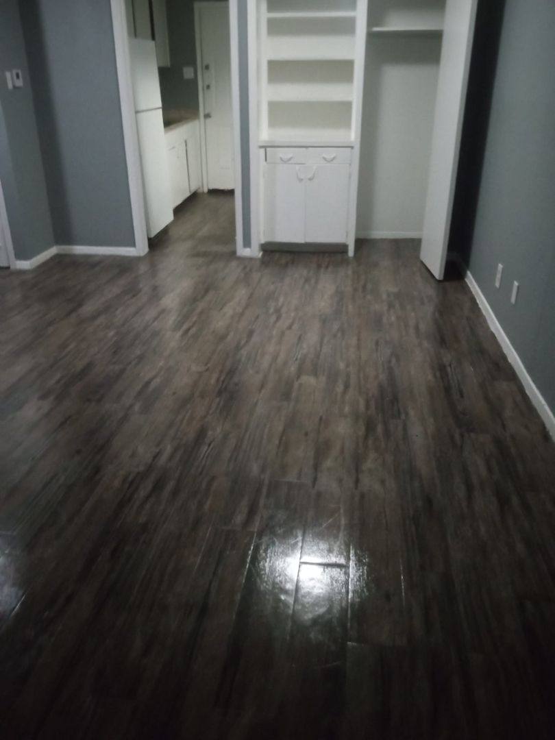 Apartment for rent at 201 Skyline Circle, Grand Prairie, TX 75050