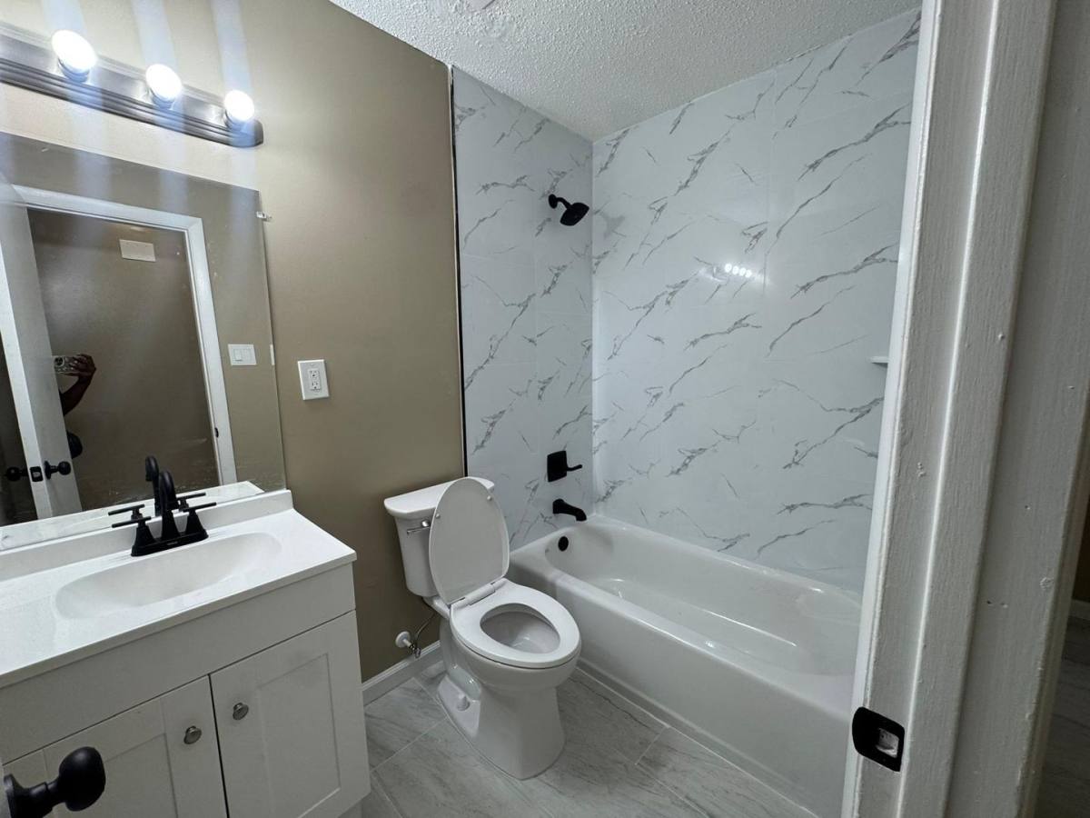 House for rent at 1253 Athey Rd, Mobile, AL 36608