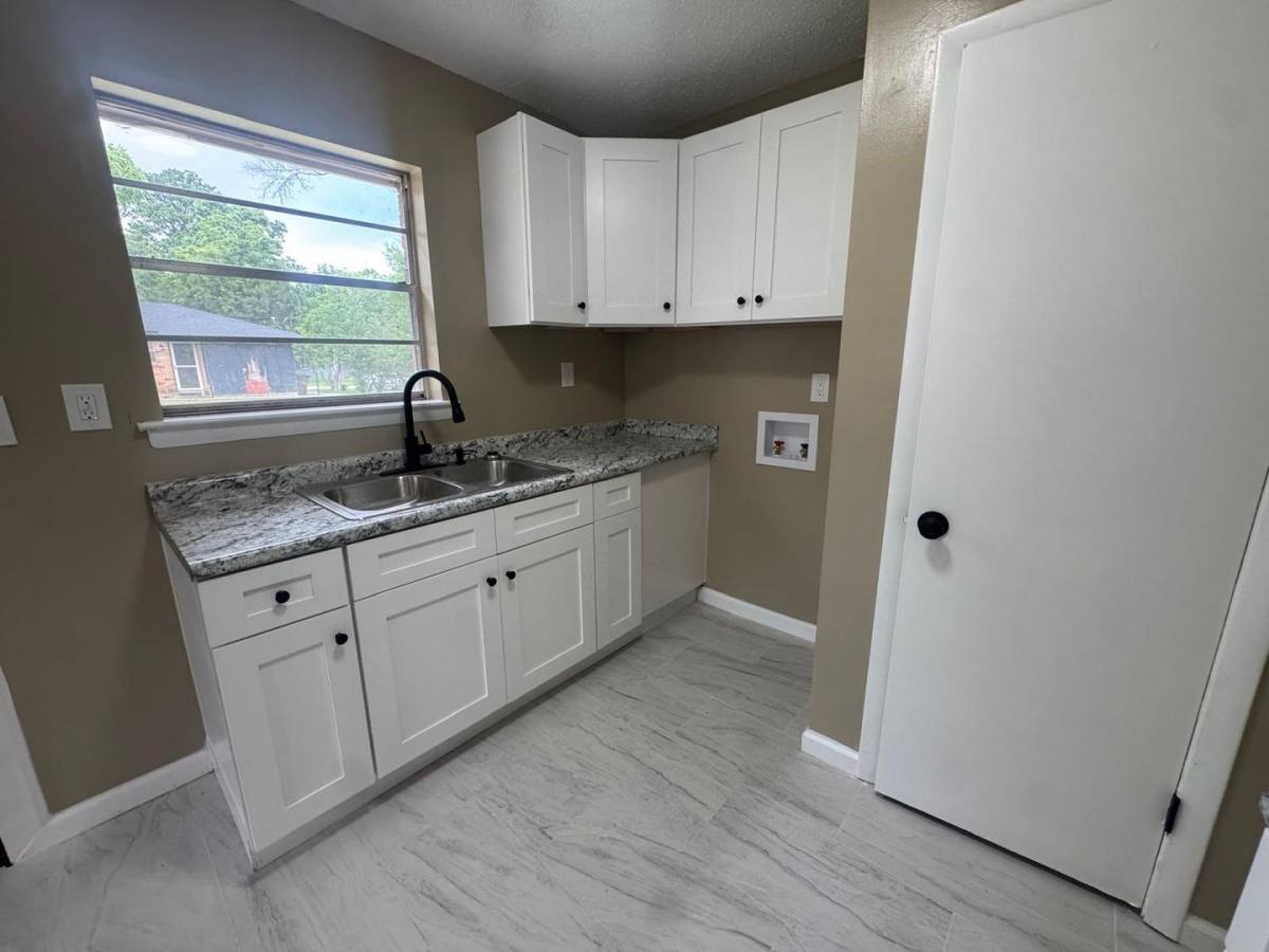 House for rent at 1253 Athey Rd, Mobile, AL 36608