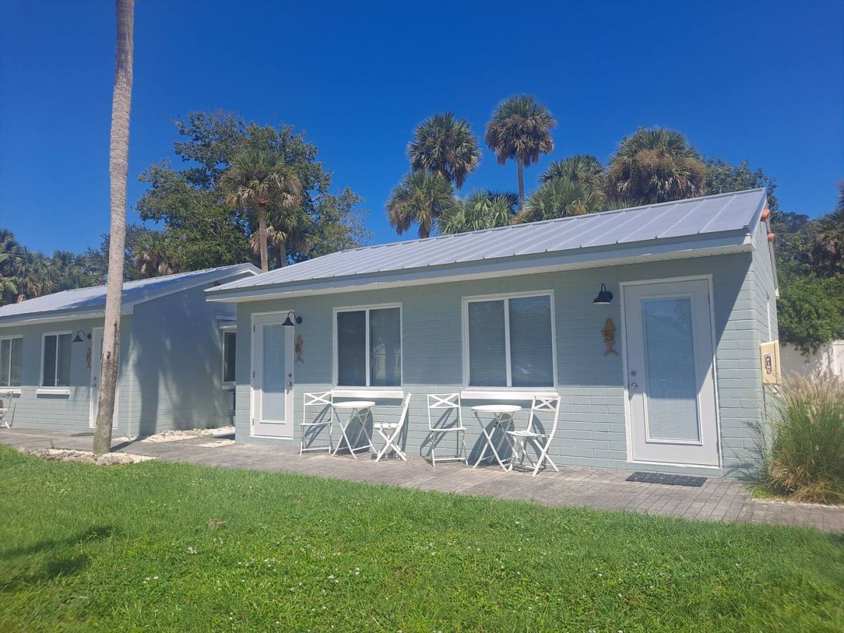 House for rent at 805 N Dixie Freeway 5, New Smyrna Beach, FL 32168
