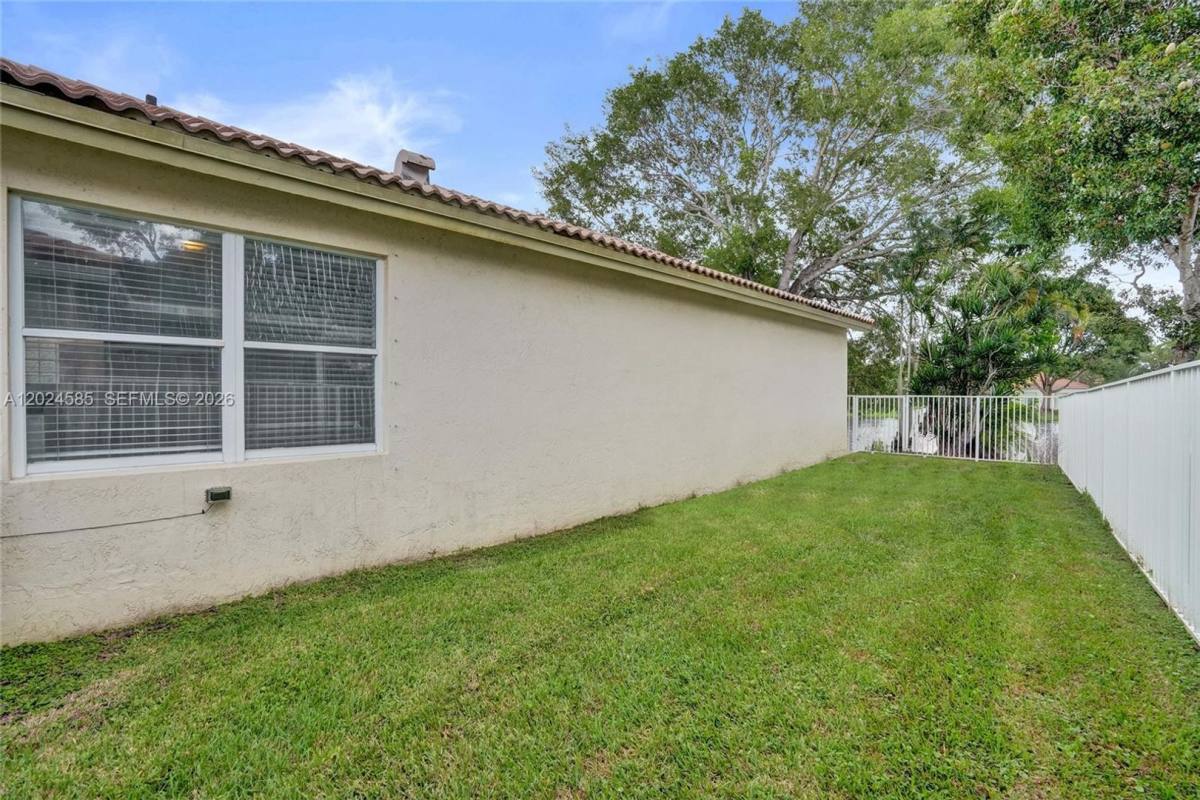 House for rent at 4108 Sapphire Terrace, Fort Lauderdale, FL 33331