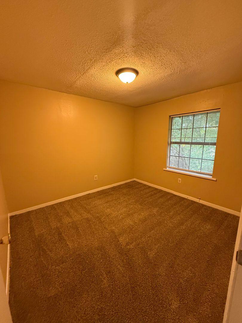 Apartment for rent at 1658 Starboard Dr, Baton Rouge, LA 70820