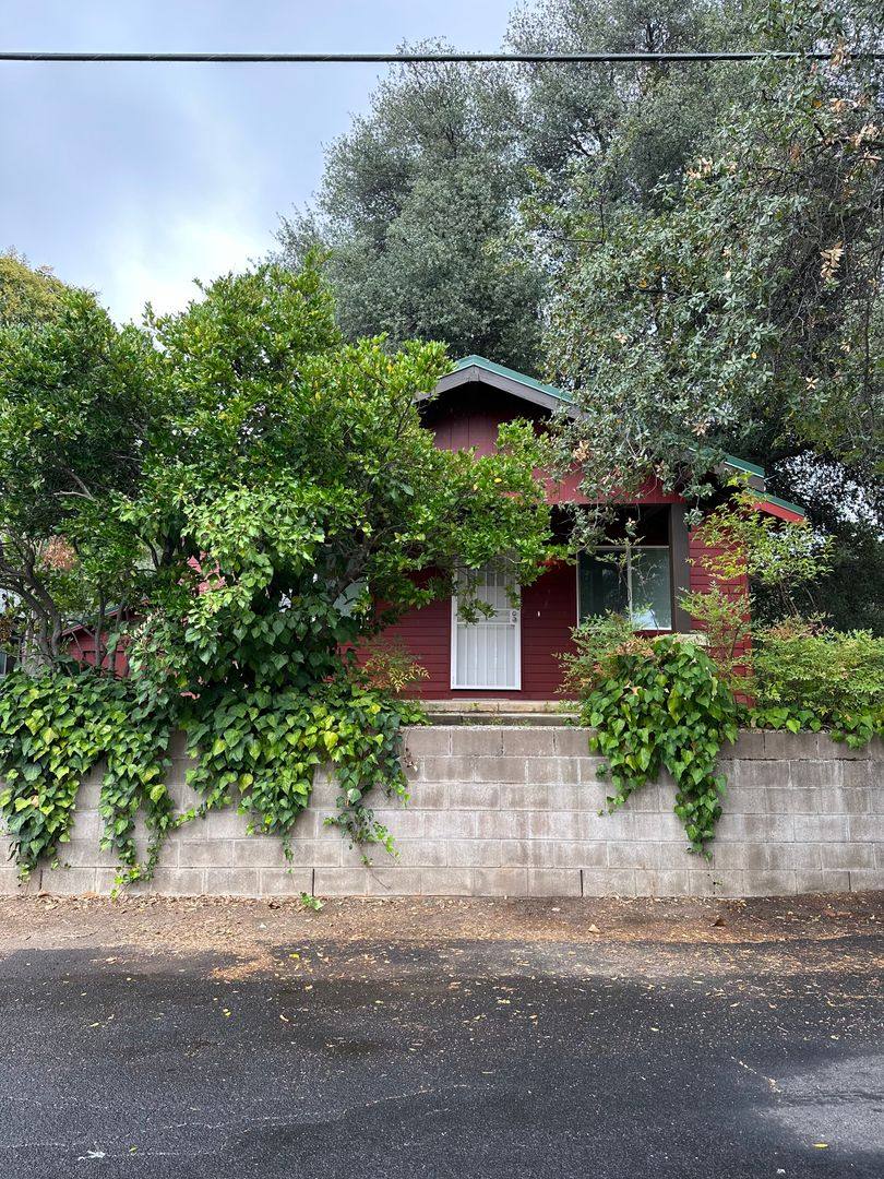 House for rent at 435 Barretta St, Sonora, CA 95370