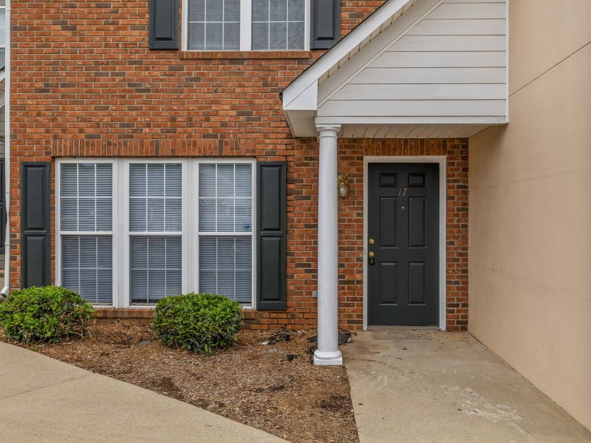 Townhouse for rent at 17 Whitfield Way, Greer, SC 29651