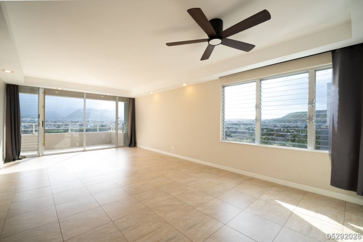 Apartment for rent at 2533 Ala Wai Blvd, Honolulu, HI 96815