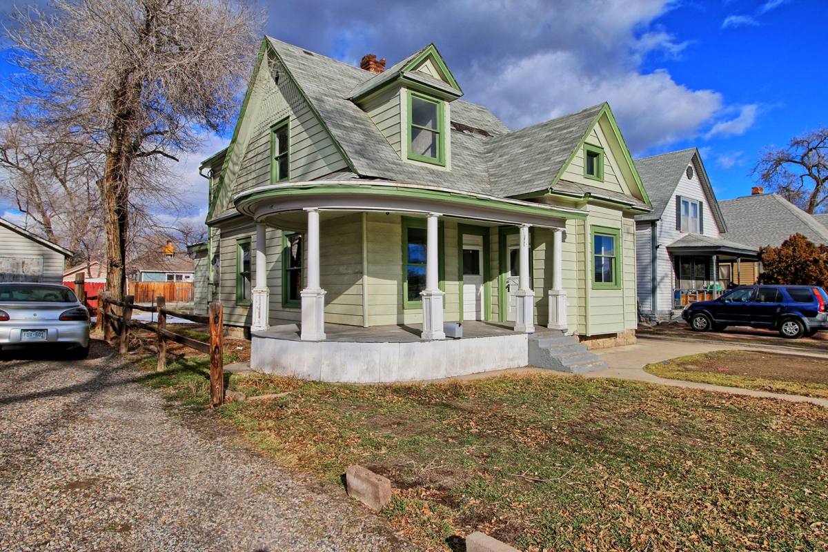House for rent at 1144 Grand Ave, Grand Junction, CO 81501