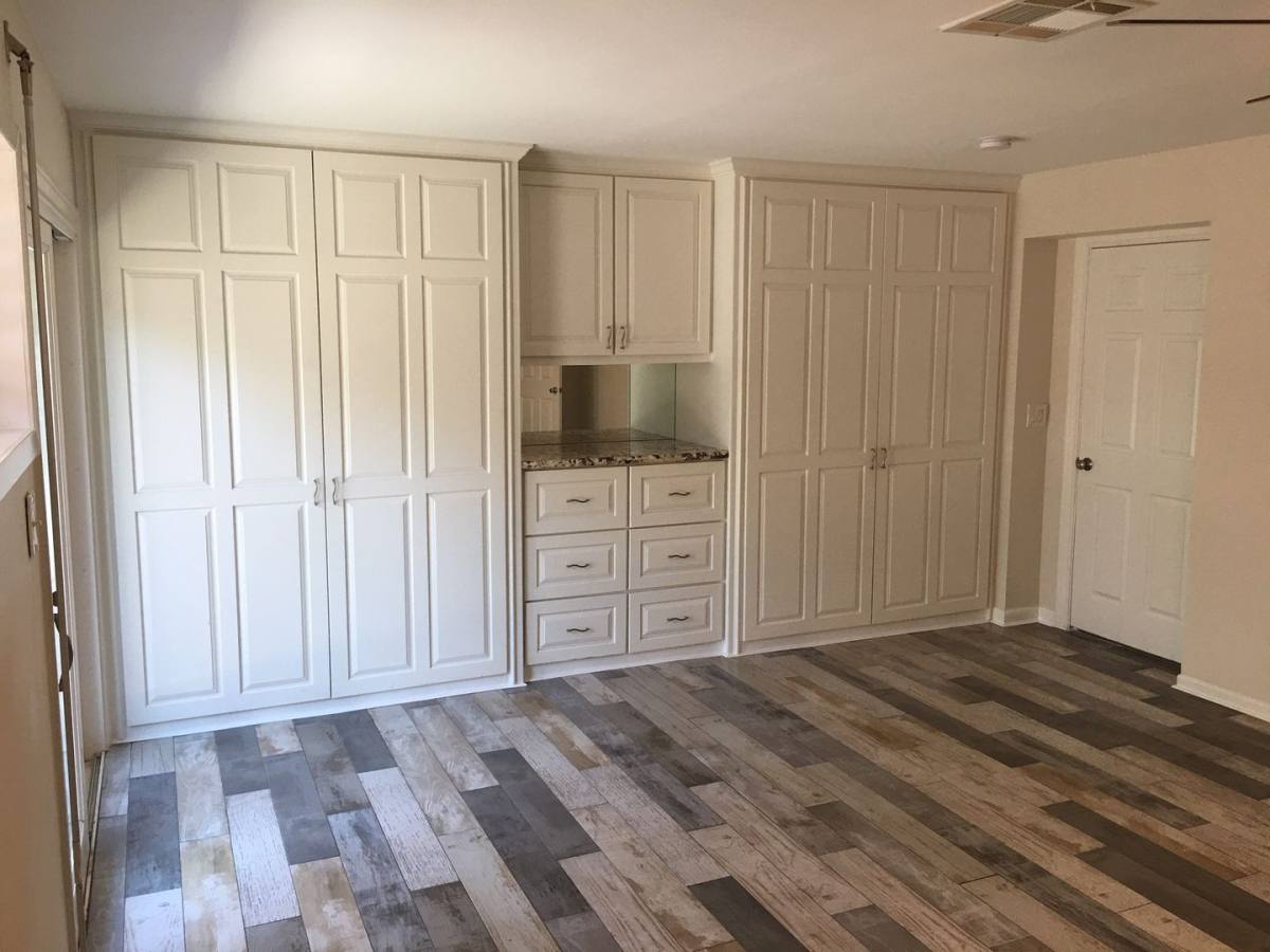 House for rent at 1221 Marine Dr, Galveston, TX 77550