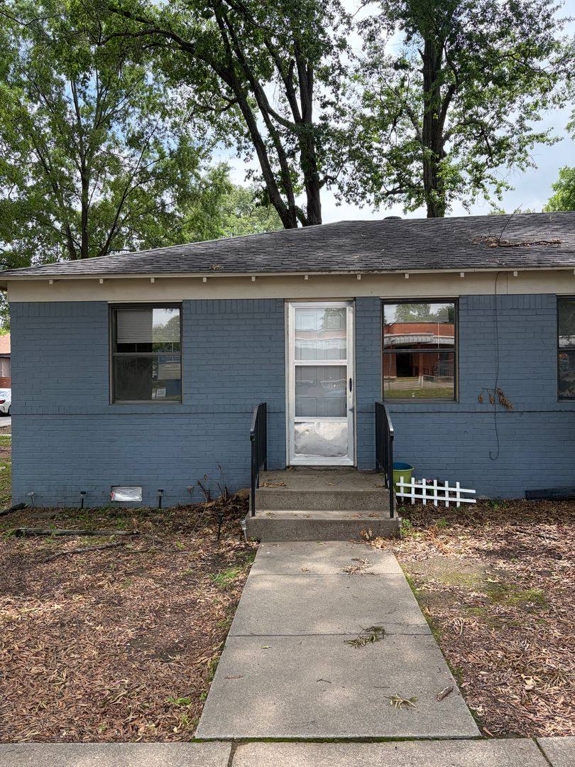 Apartment for rent at 2500 Dodson Ave, Fort Smith, AR 72901