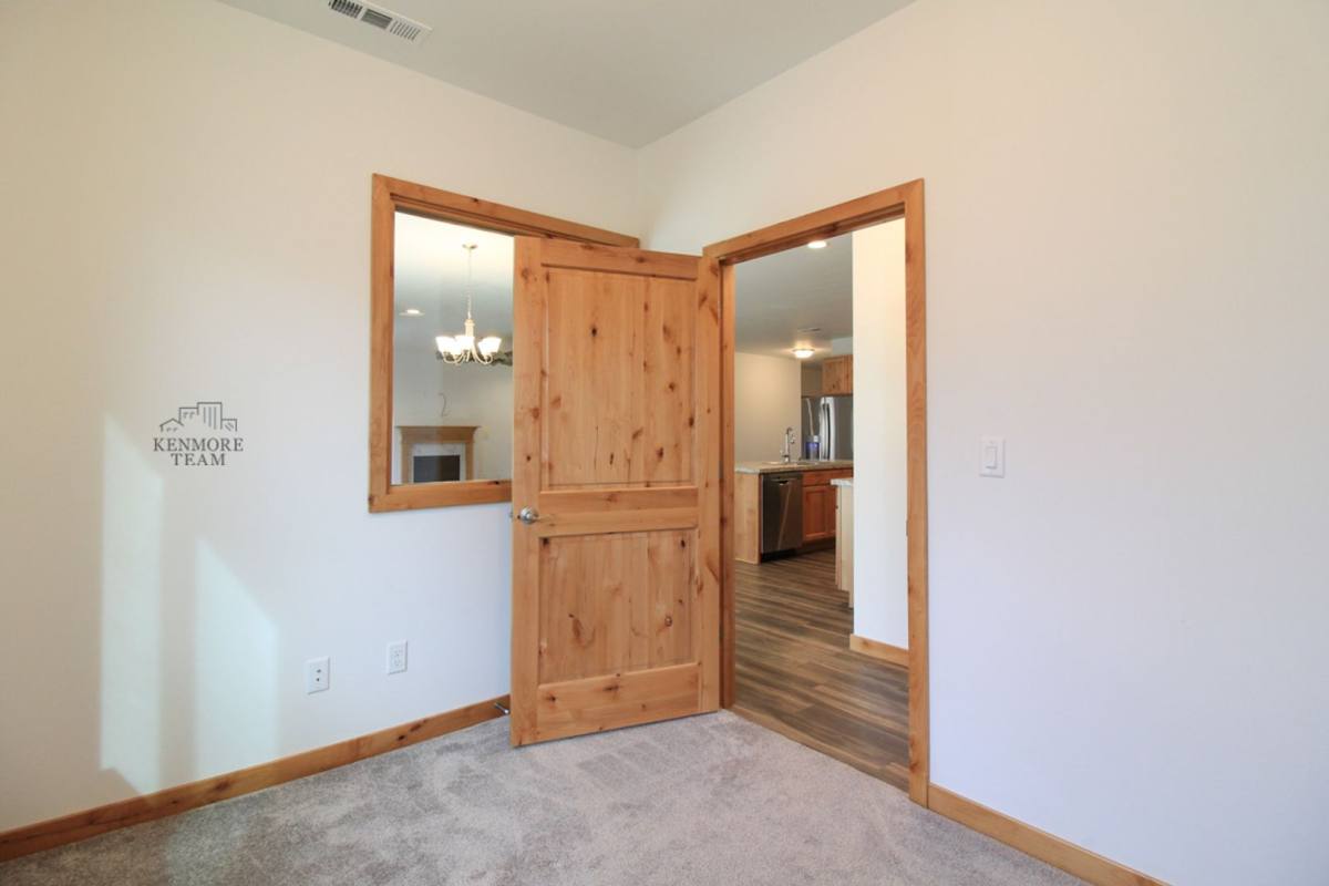 House for rent at 1333 13th St, Benton City, WA 99320