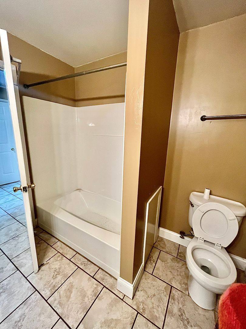 Apartment for rent at 186 E Main St, Howard, PA 16841