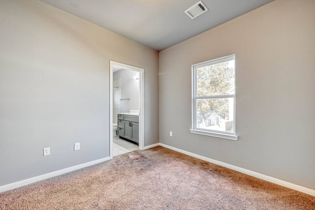 House for rent at 7903 Moonbeam St #B, Houston, TX 77088