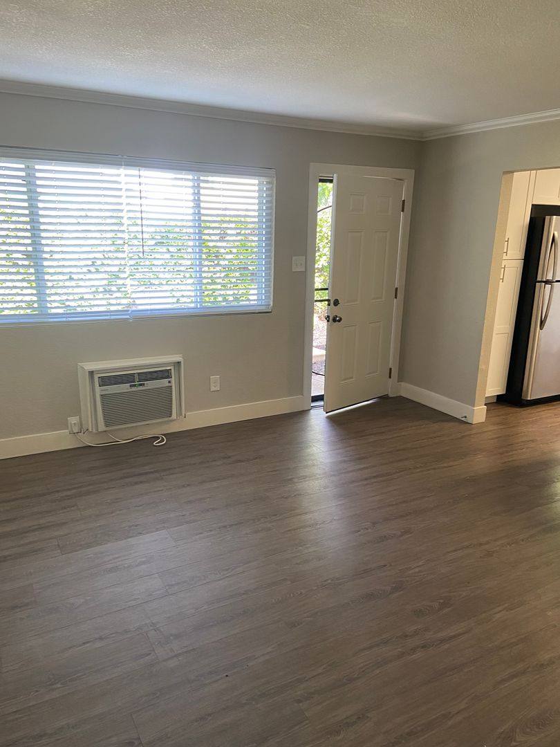 Apartment for rent at 705-707-709 Mormon St, Folsom, CA 95630
